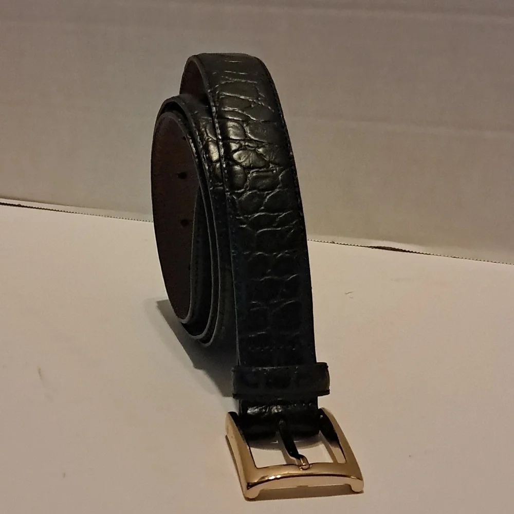 Jos A Bank Belt Mens 38 Black Embossed Leather Solid Brass Buckle Dress Preowned
